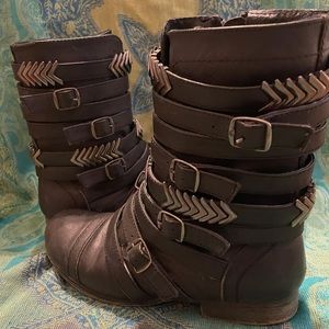 Unbranded Belted Wrap Style Moto Boots